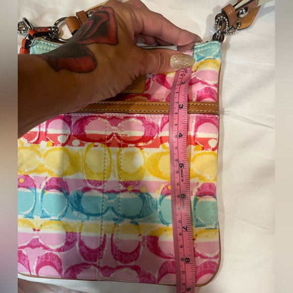 Coach Hampton Scribble Stripe Swingpack Crossbody Bag Purse - Picture 12 of 15